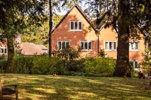 Exterior Rear- click for photo gallery